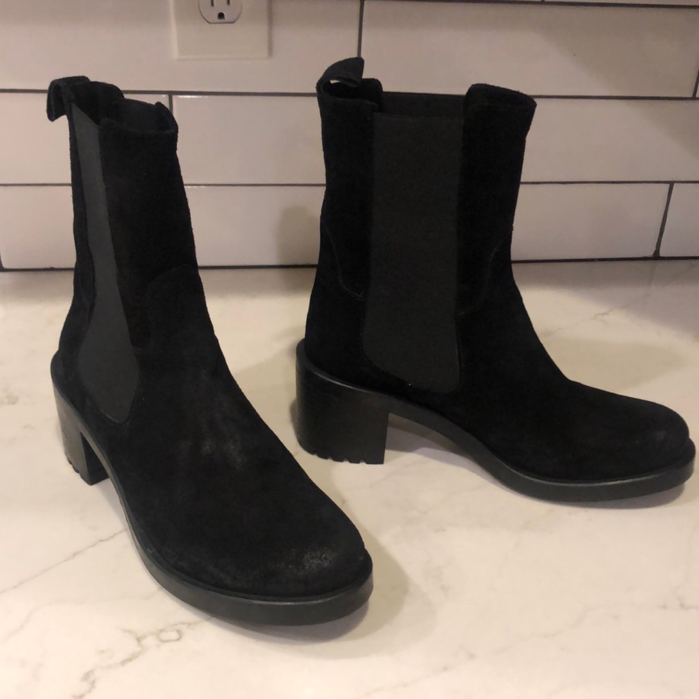 Emanuele Crasto Chelsea Boots Black Suede 38 7.5/8 Italy NWOT